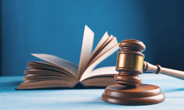 US Judge Questions but Won’t Yet Block Trump’s New Birthright Citizenship Order