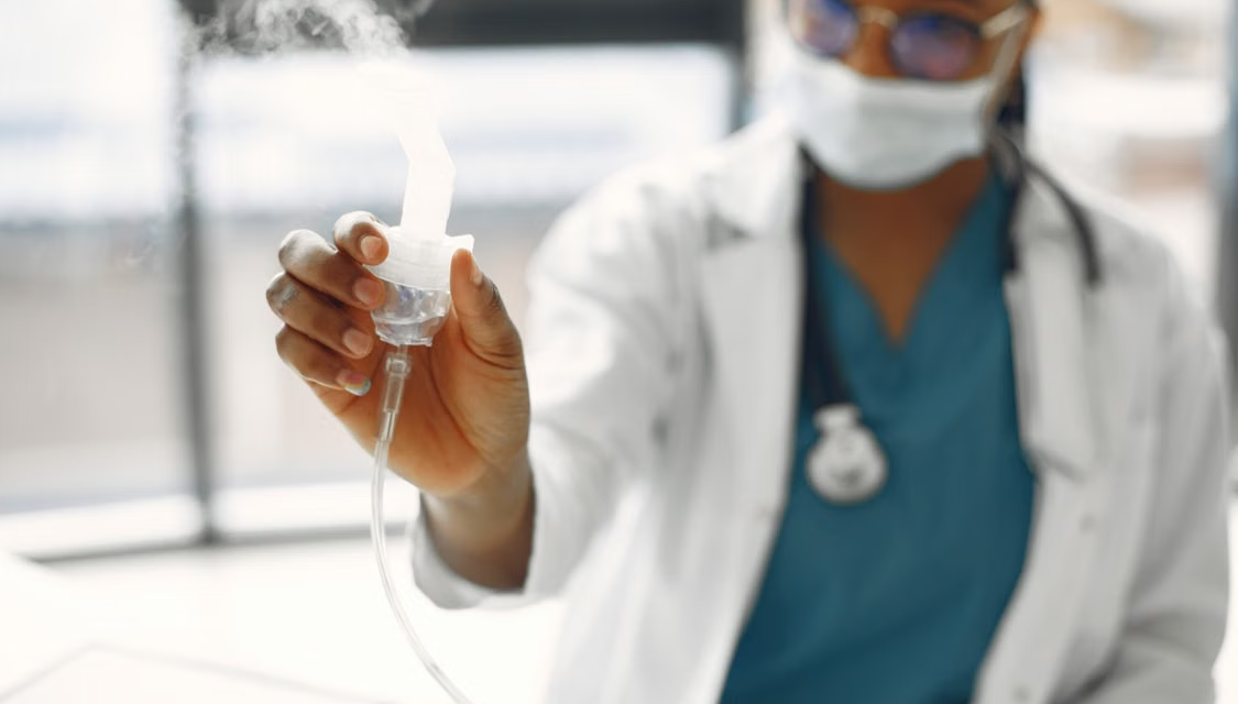 Doctors Highlight Practical Ways to Protect Respiratory Health as Colder Weather Approaches